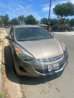 2012 Hyundai Elantra