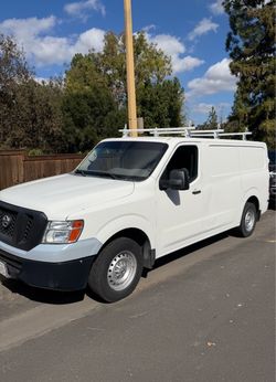 2018 Nissan NV