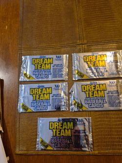 5 packs 2001 Sunoco dream team baseball cards