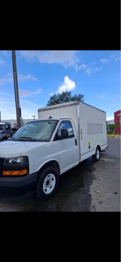 2019 GMC Savanna