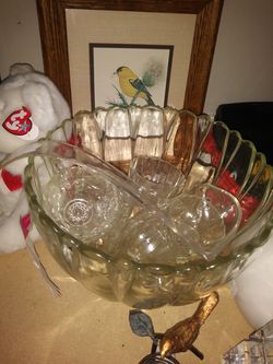 Punch bowl set