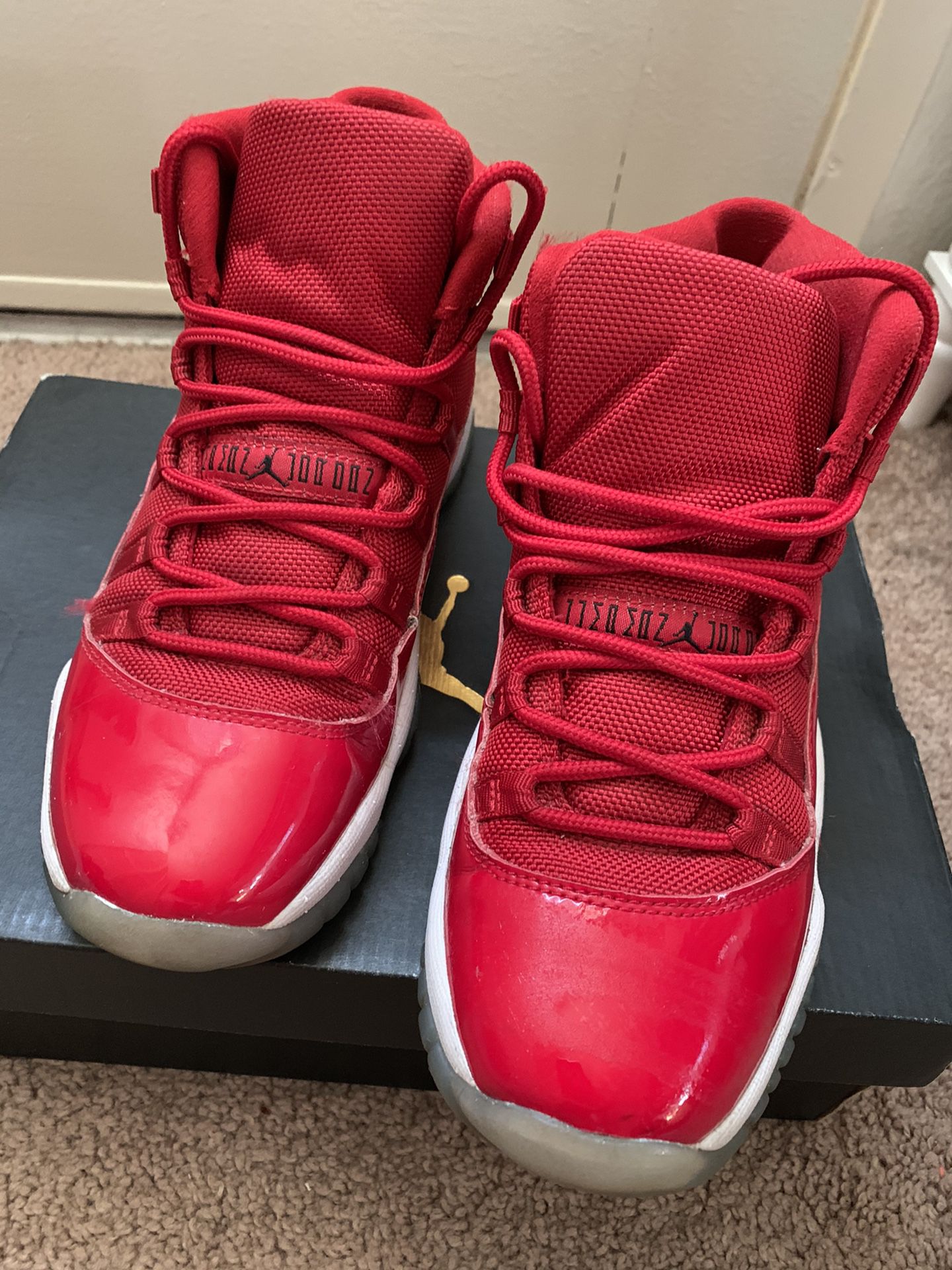 Jordan 11 Gym Red 96’ Size 4y