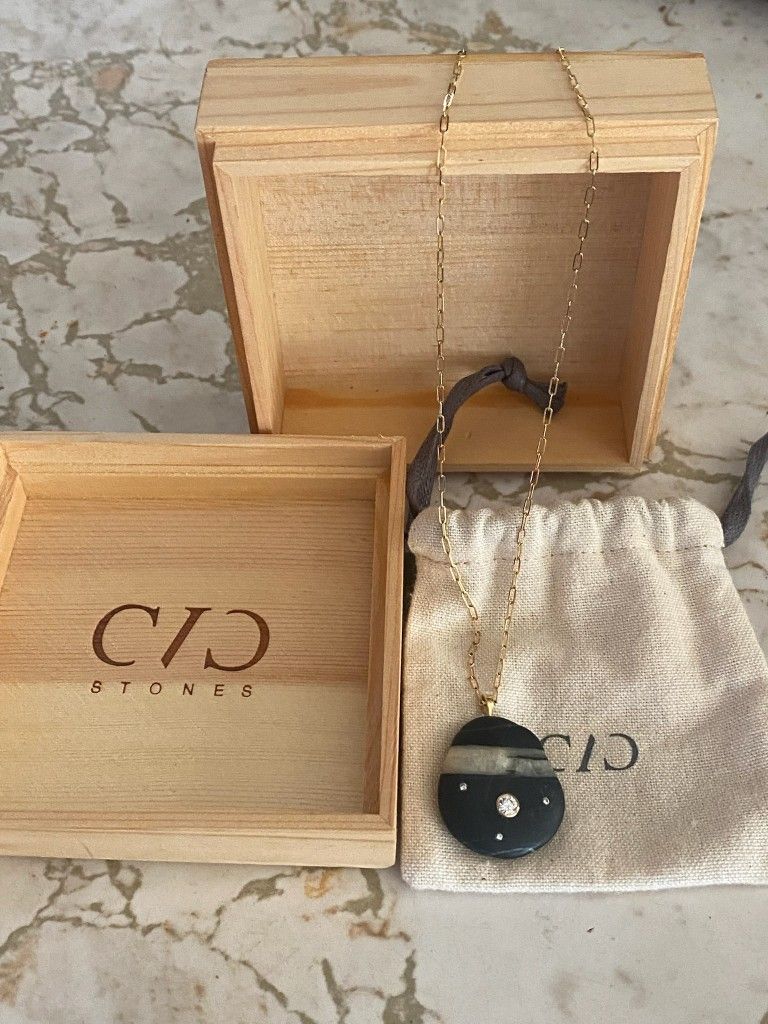 Cvc Stone And Diamond Necklace