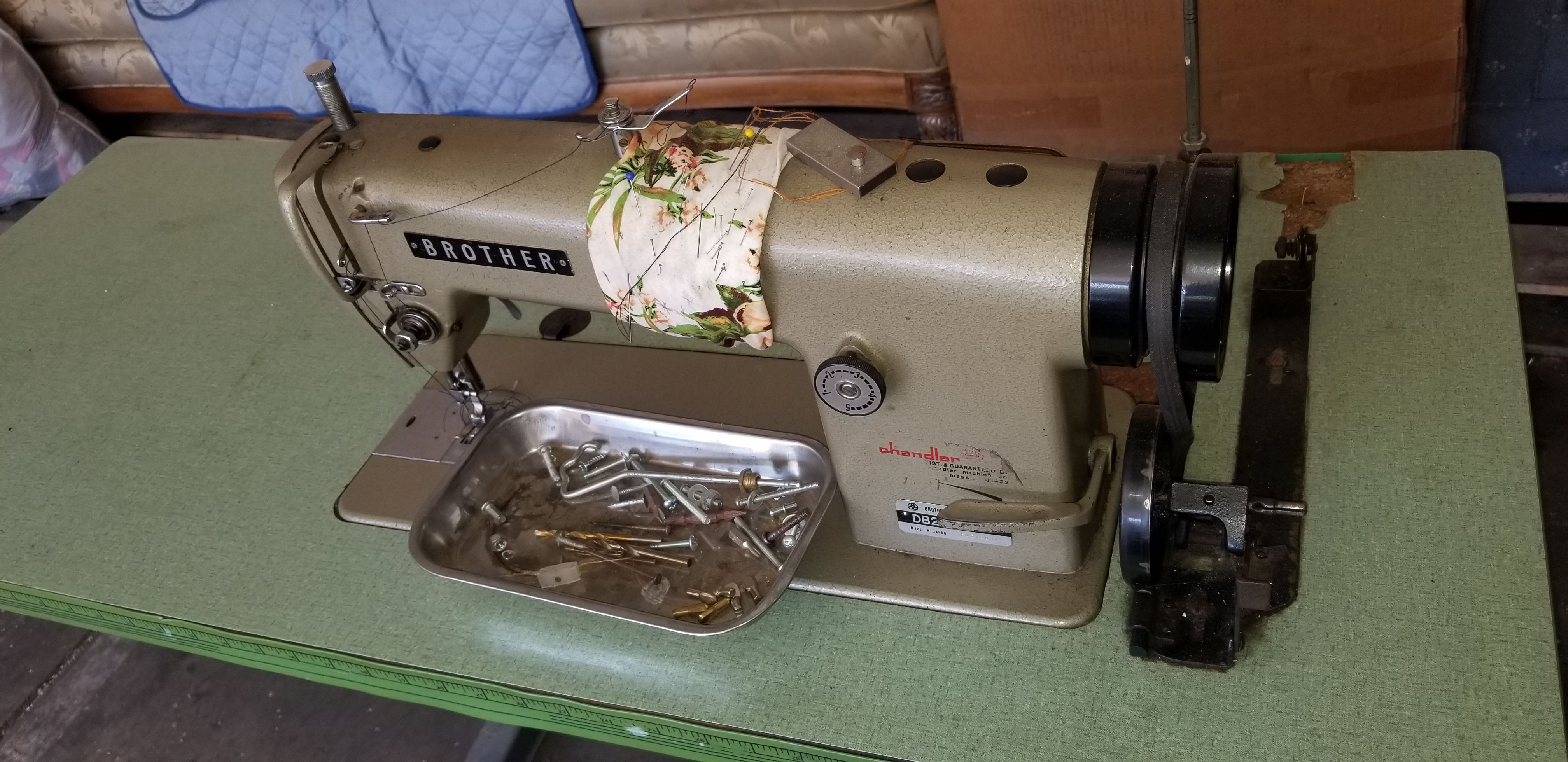 Brother Chandler DB2B7553 Industrial Sewing Machine with Table for Sale in Los Angeles, CA