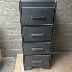 4 Drawer Dresser - Black
