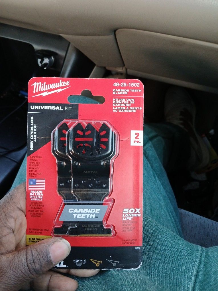 Milwaukee 4 Blades