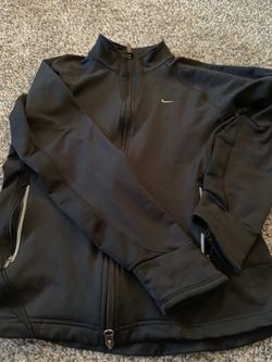 Woman Nike jacket medium