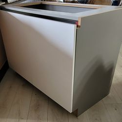 Cabinet storage vanity
