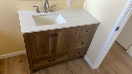 Bathroom cabinet