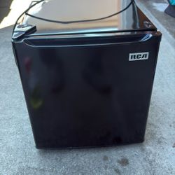 Mini Fridge 1.7cf