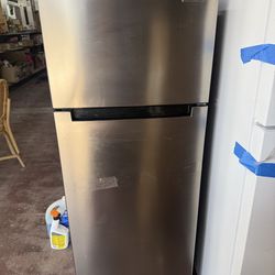 Vissani 7.2 Refrigerator