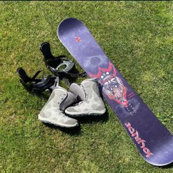 Snowboard w/boots and bindings