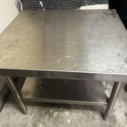 Restaurant table 