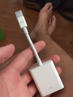 VGA to thunderbolt MacBook adapter new