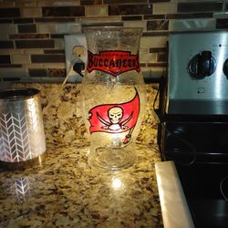 Buccaneers Stained Glass Vase Light Or Candle Cover