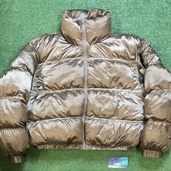 Wild Fable brown puffer