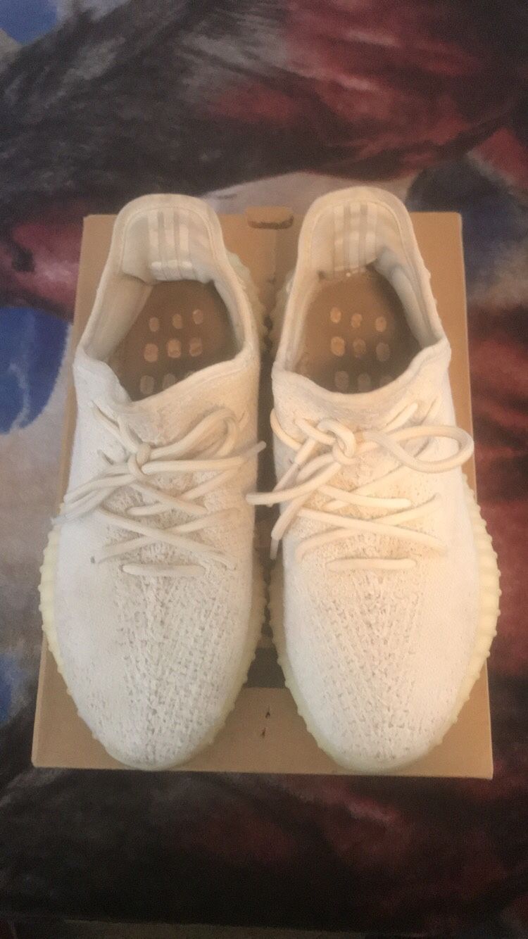 Yeezy 350 v2 Cream