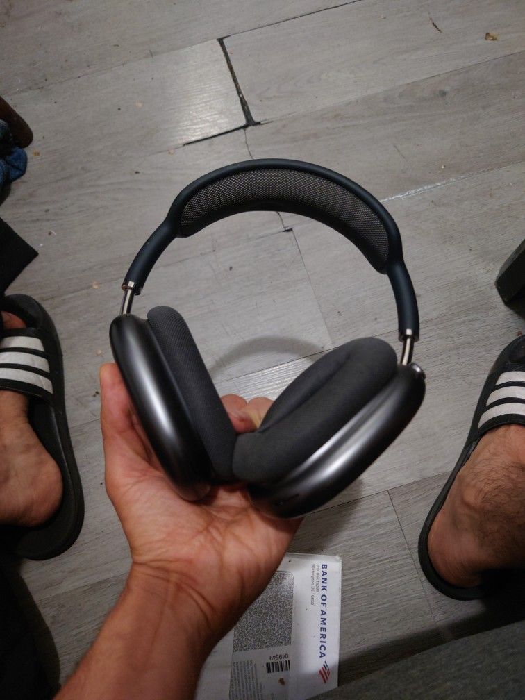 Apple AirPods Max