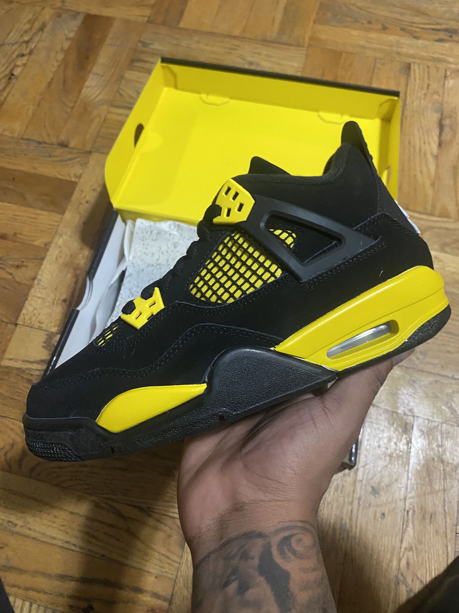 Air Jordan 4 Retro Og Thunder Yellow