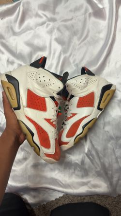 Rare shoe Jordan 6 sizes 10🧡