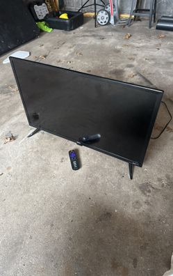 30" Onn Roku TV