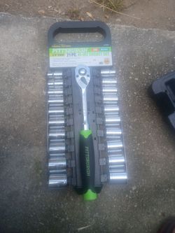Socket set