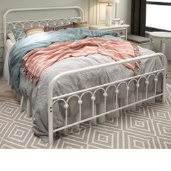 Queen Size Bed 