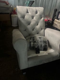 Delta children rocking chair nursery