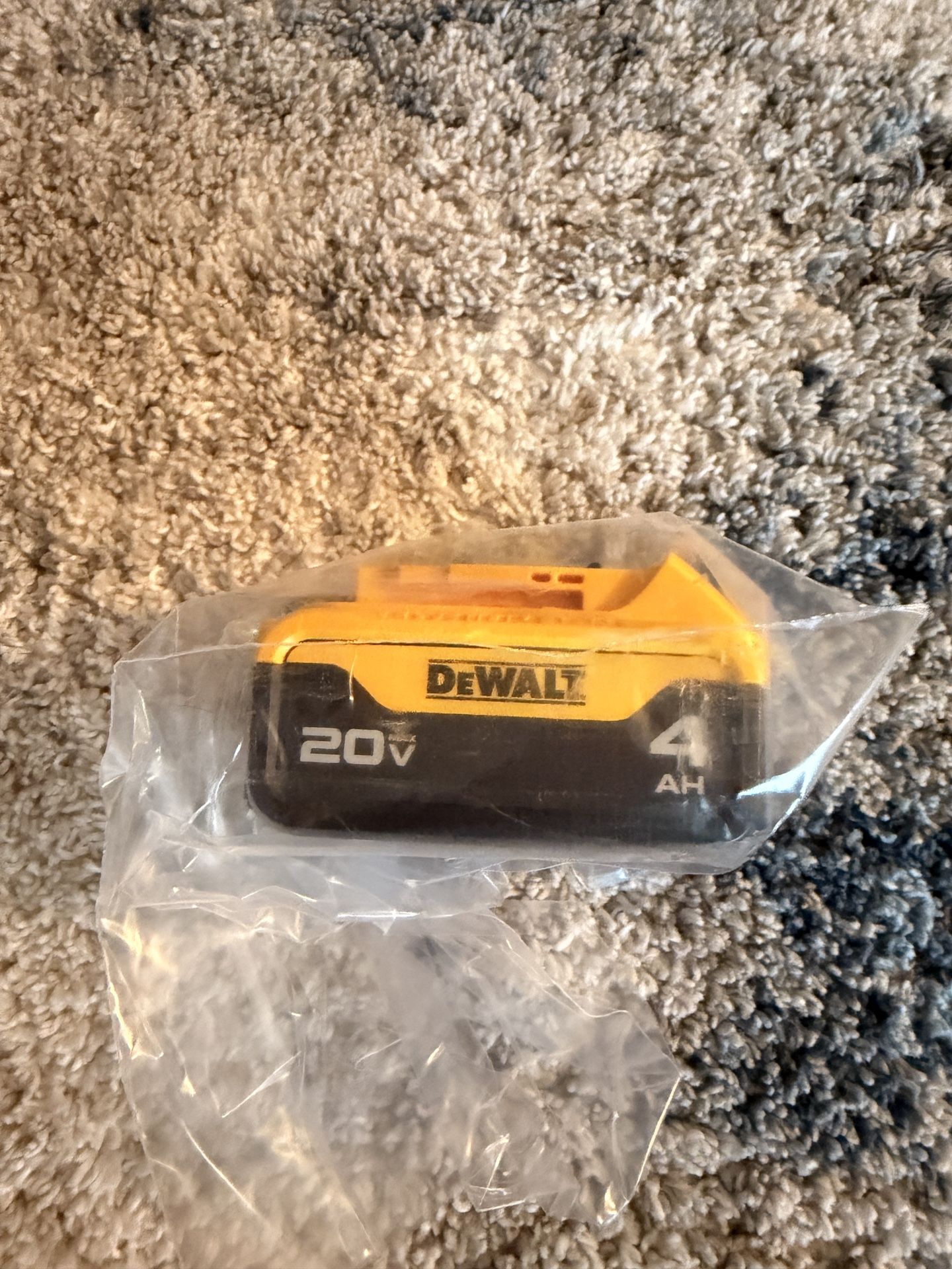 New 20V MAX Lithium-Ion 4.0Ah Battery 