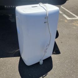 Portable Air Conditioner 7k Btu Used 