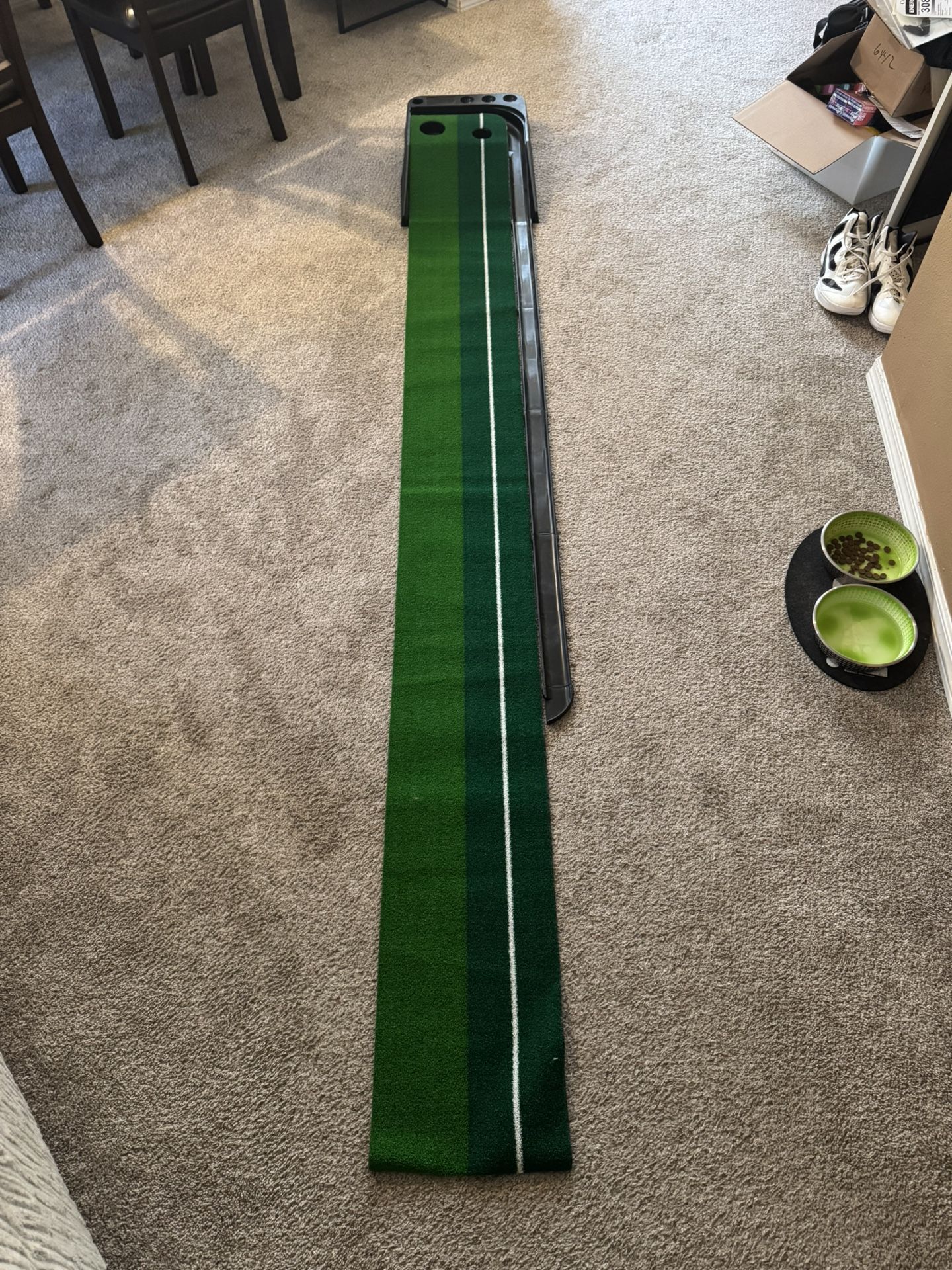 Golf Putting Green - New