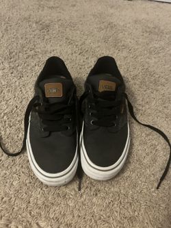 Vans never worn size 8 no box