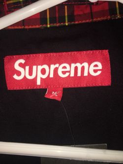 SUPREME FYE! SZ M NEED GONE