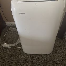 Toshiba 10,000 BTU AC unit