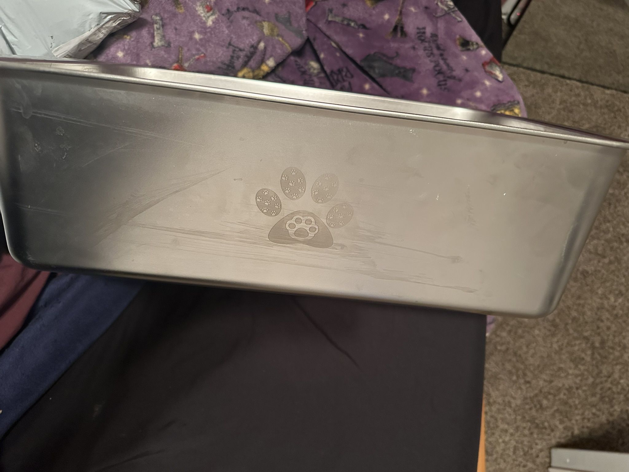 Cat Metal Litter Box -Comes With Free Metal Scooper