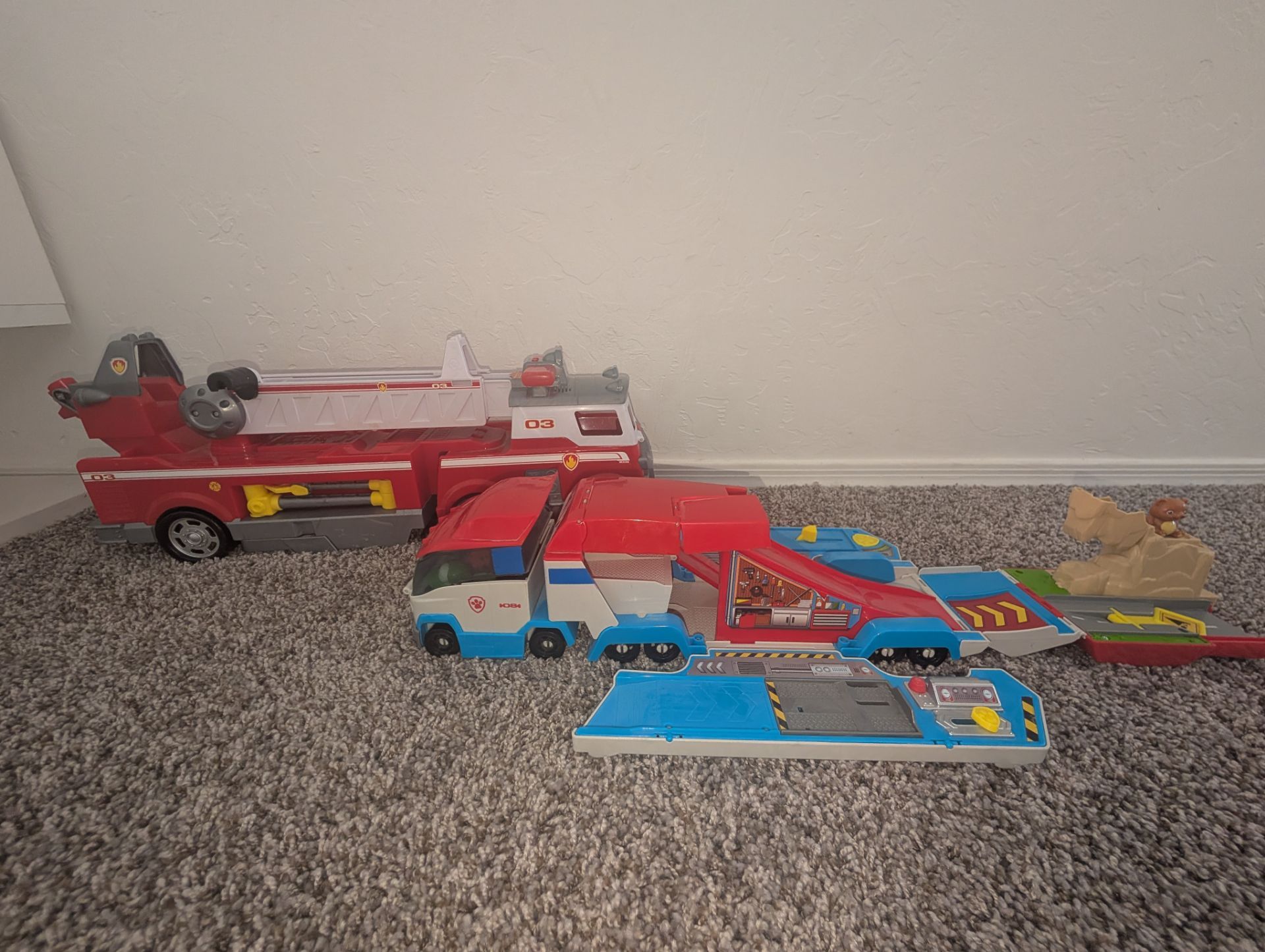 Paw Patrol Bundle Cars Fire Truck