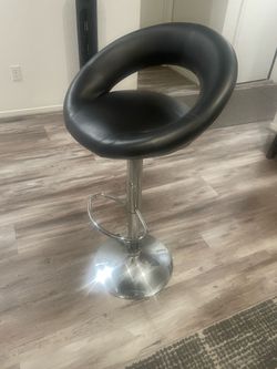 “2 Modern Black Bar Stools – Great Condition”
