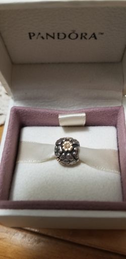 Pandora Gold Lucky Clover charm