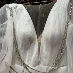 Exquisite Bridal Dress For Women 14-18! Never Worn Before!