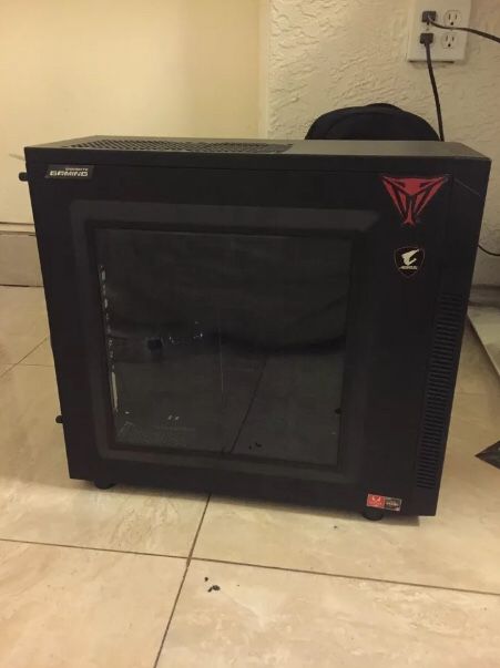 Corsair Carbide Series 100R Mid Tower Case