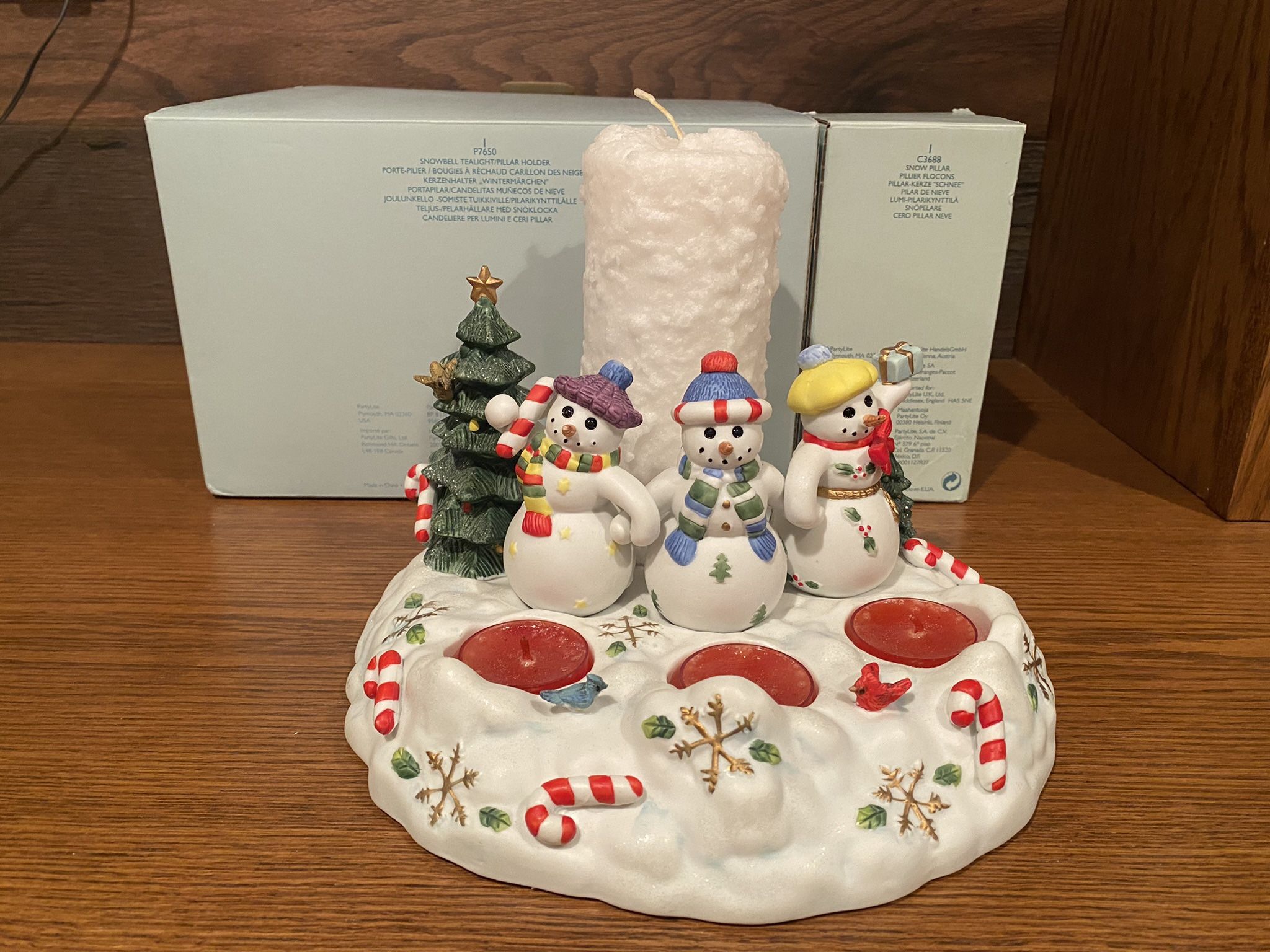 New PartyLite Snowbell Tealight/Pillar Holder