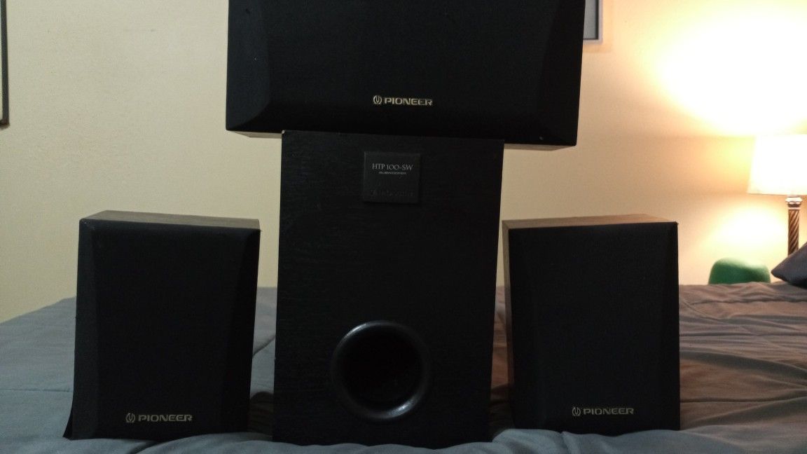 Pioneer Surround Subwoofer HTP 100-SW w Pioneer Speaker Set-4 SPEAKERS Works Good With Any Receiver