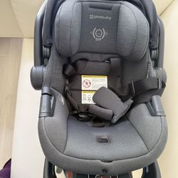 UPPAbaby Mesa Max Infant Car Seat/Base with Load Leg and Robust Infant Insert Included