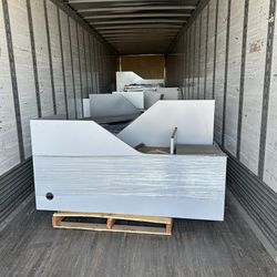 Office Furniture & Cubicles