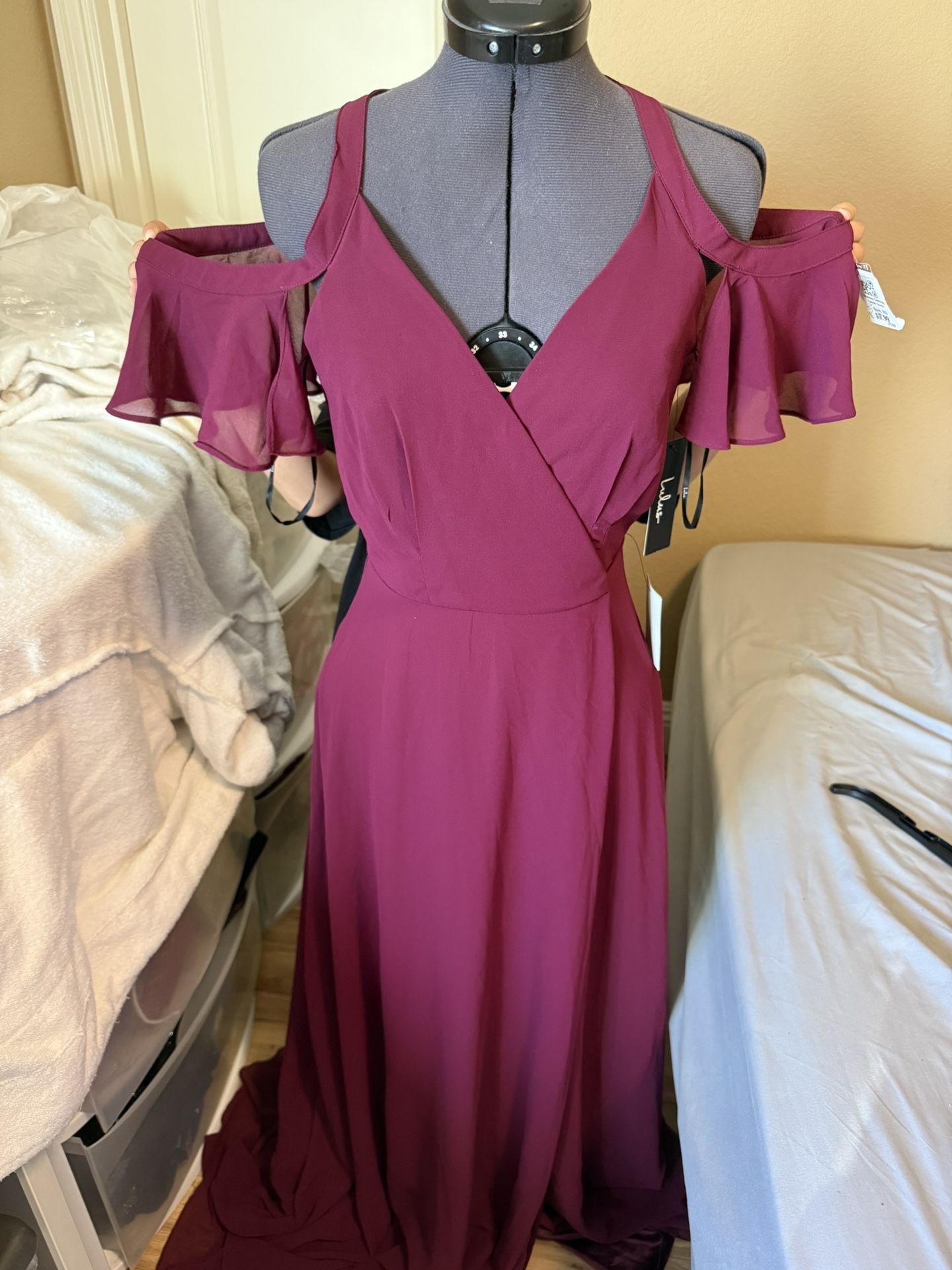 New Burgundy Formal Dress Gown