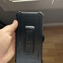 iPhone 14 Otterbox