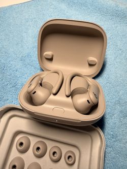 Powerbeats Pro 2 Quick Sand Earbuds