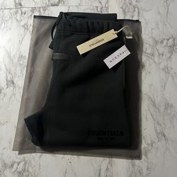ESSENTIALS FEAR OF GOD SWEATPANTS