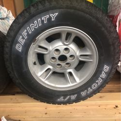 Definity Truck Tire (1)