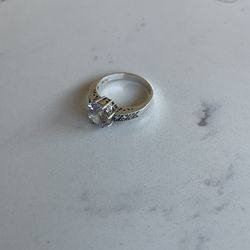 925 Silver Ring Size 8